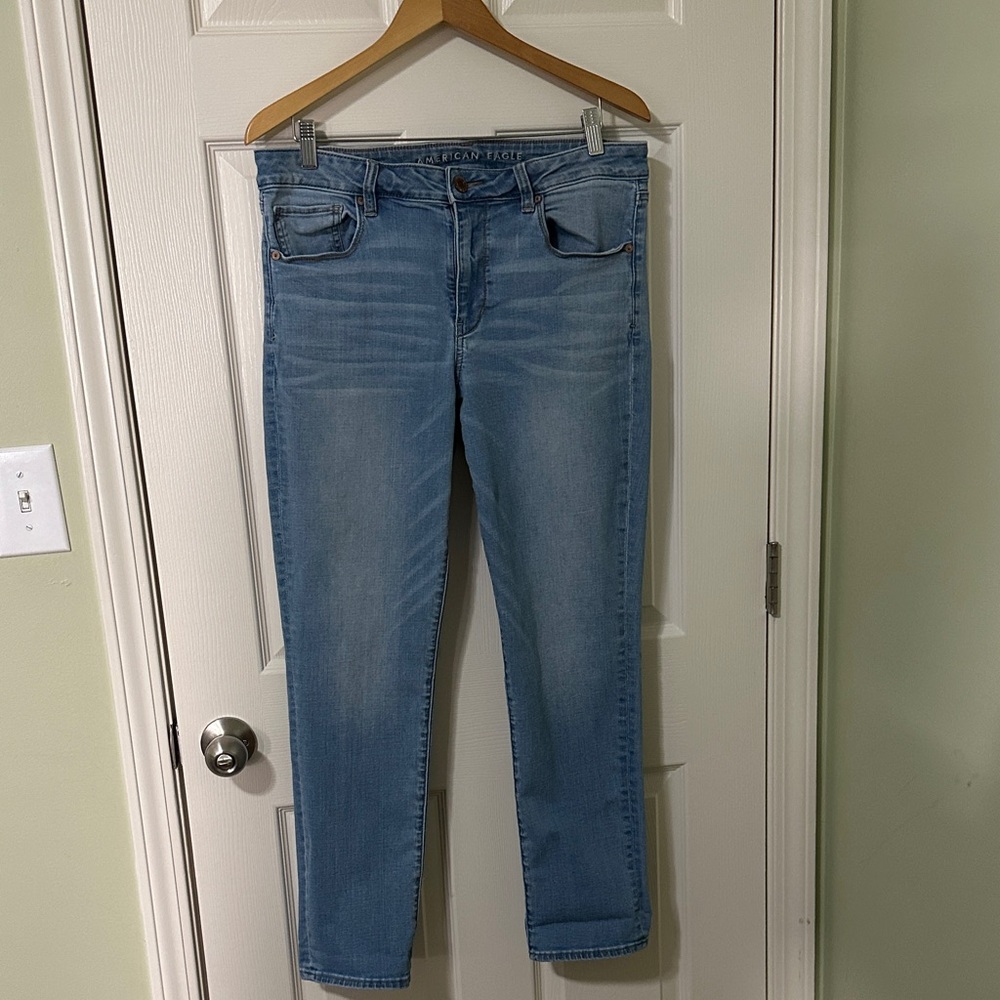 American Eagle skinny jeans